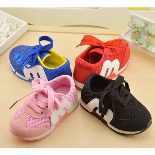 2021 Casual Kids Mesh Shoes Letter M Soft Bottom Baby Shoes Boys Breathable Sport Shoes Girls Fashion Sneakers