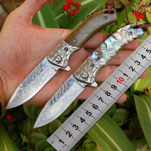 Damascus folding knife outdoor survival knife camp survival folding knife yellow sandalwood handle sharp fruit