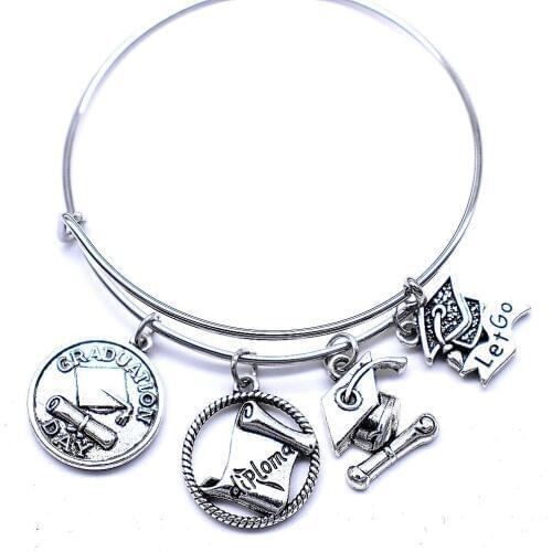 Popular Class Student Graduation Souvenir Jewelry Bracelet Dr. Cap & diploma Metal Pendant Adjustable Retractable Wire Bangle