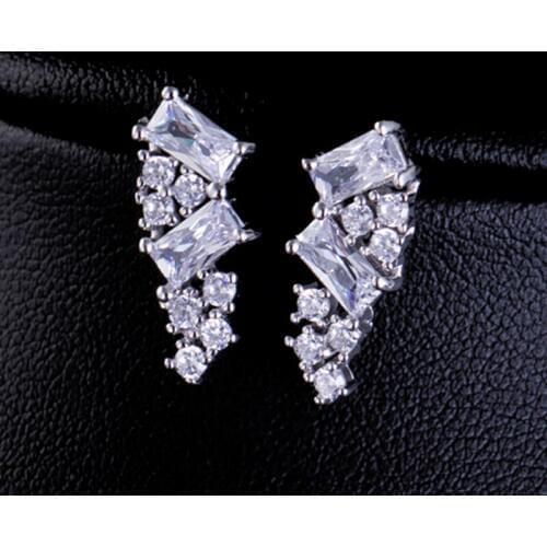 DOKOL Unique Clear Crystal Women Earrings Silver Color Jewelry Dazzling AAA CZ Stone Drop Earring for Girls DKE0089