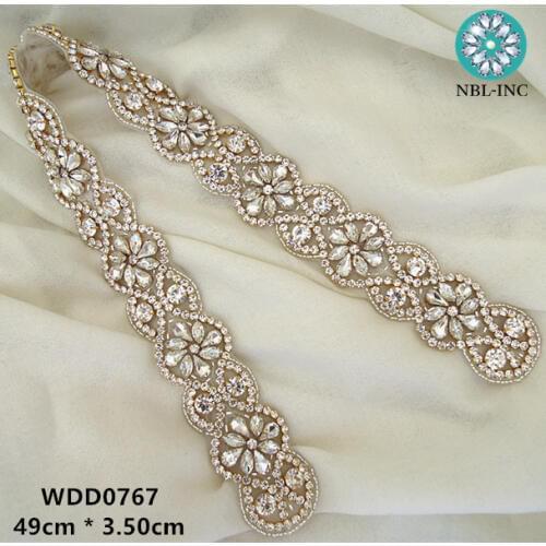 30PCS )Wholesale bridal sash hand beaded sewing crystal rhinestone appliques iron on for wedding dresses sash belt WDD0767