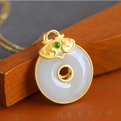 New silver inlaid natural Hetian jasper round pendant necklace unique ancient gold craftsmanship womens brand jewelry