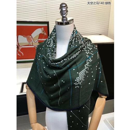 Unisex Man Women Fashion Large Blanket Scarf 70% Cashmere 30% Silk Shawl Kerchief Classic Dot Horse Print Bandana 135*135cm