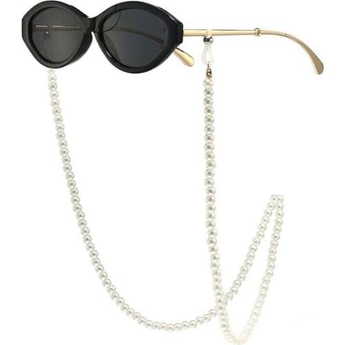 Black Women Shades Fashion Sunglasses With Pearls Chain Necklace 2021 New Brand Sexy Cat Eye Retro Sunglasses Small Frame Gafas