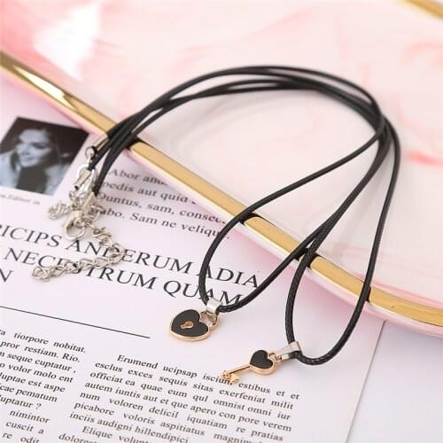 Htzzy Vintage Heart Necklace for Women and Men Key and Lock Pendant with Rope Chain Couple Necklace Fashion Jewelry Gift