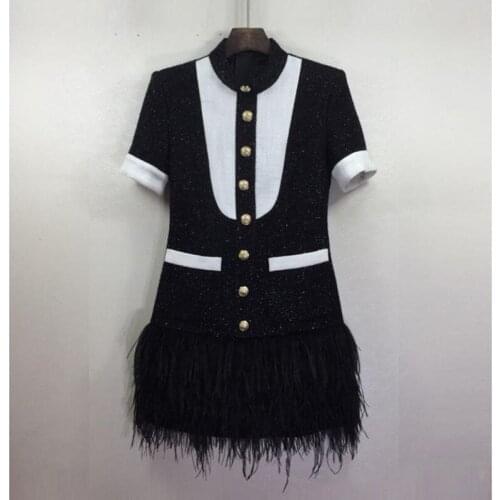 Star Model 2021 New Temperament Metal Buckle Black and White Contrast Short Sleeve Hem Stitch Feather High Quality Dress O136