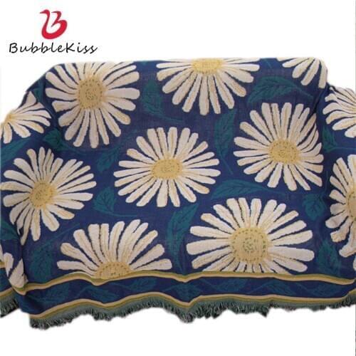 Bubble kiss Cotton Throws On The Sofa
