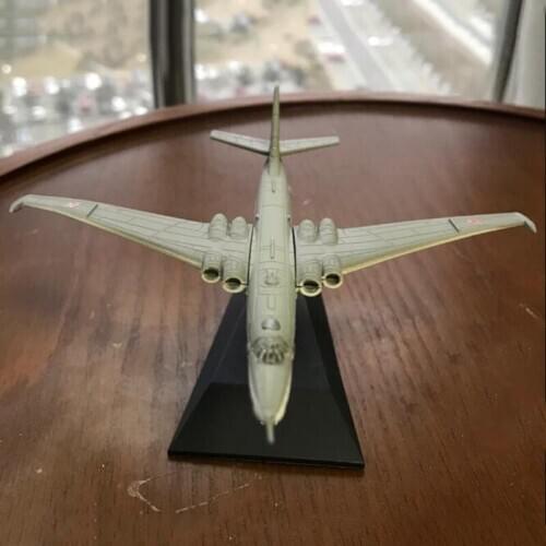 Russia M-4 Bomber Toy Молот Miya-4 Military model aircraft airplane models toy adult children toys F display show collection