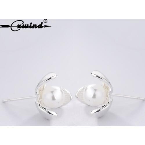 Cxwind New Design Flowers Stud Earrings Fashion Jewelry Imitation Pearls Style Statement Earring for women Wedding brincos Gifts