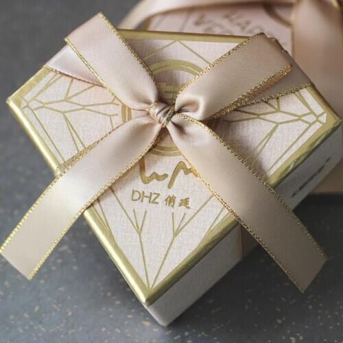 50pcs lot Unique Diamond Design Anniversary Engagement Party Favors box Chocolate holder wedding candy boxes for guests