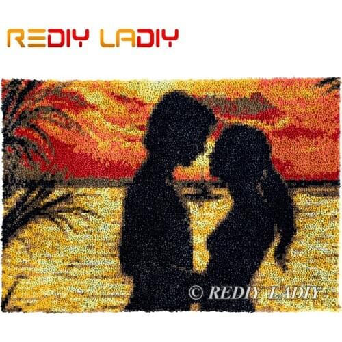 Latch Hook Rug Kiss in Sunset Plush Tapestry Kits DIY Carpet Rug Chunky Yarn Arts & Crafts Crochet Floor Mat Home Decor 85*59cm