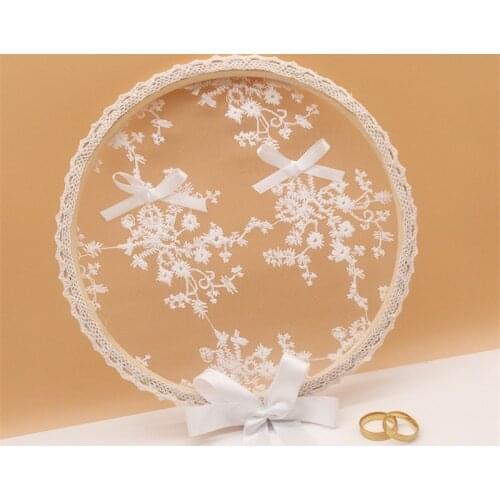 1pcs White Wood Lace Round Ring Pillow Holder Cushion Bearer Engagement Photo Props Wedding Decor Proposal Marriage Ring Pillow