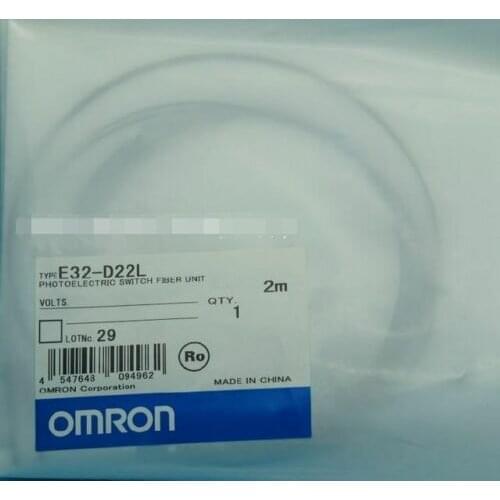 NEW OMRON E32-D22L 2M #exp