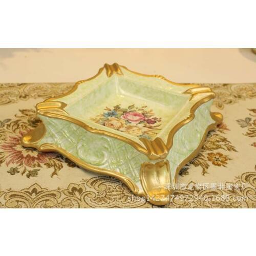 European retro ceramic ashtray KTV high-grade large living room decorated ceramic ashtray Decoration