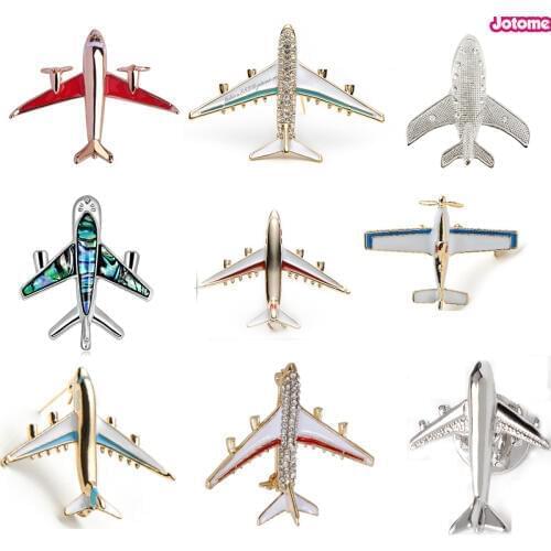 Gold/silver student Custom Gold Metal 3D Shape Airplane Lapel Pin Brooch aircraft lapel pin for uniform