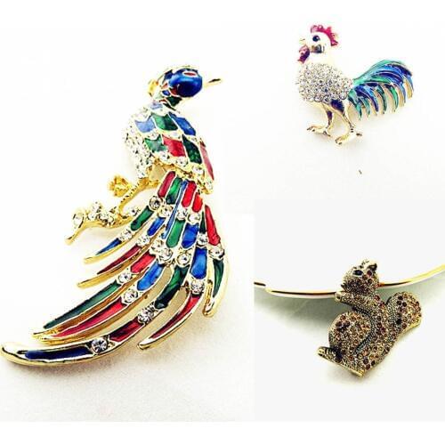 2018 Fashion Jewelry Enamel Pin Metal Peacock Cock Squirrel Crystal Rhinestone Brooch Broche Strass Vintage Brooches For Women