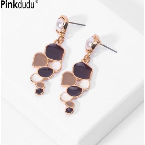 Pinkdudu Personality Long Gold Metal Pendant Earrings Vintage White Brown Grey Geometric Drop Earrings for Women Jewelry PD356