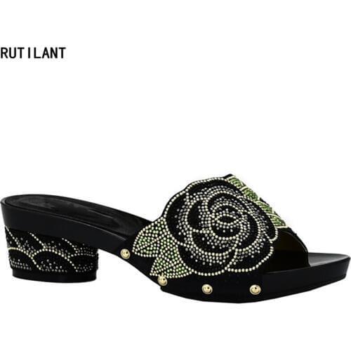 Latest Italian Summer Women Shoes with Rhinestone Designer Shoes Women Luxury 2018 Slip on Shoes for Women Nigerian Style Shoes
