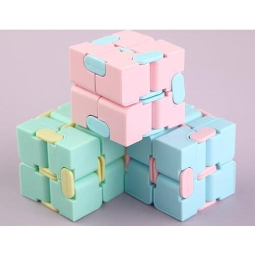 Pocket Flip Cube 4cm Mini Decompression All-in-one Decompression Toy Non-toxic No Noise Durable Cube Concentrate Tool