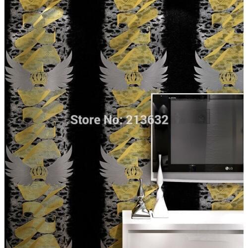 ZXqz 43 Non-woven wallpaper _ simple non-woven 3D three-dimensional relief gold crown variegated wings base wallpaper