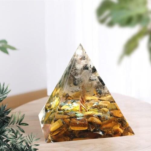 6cm Orgone Crystal Pyramid Ornament Black Spot Energy Pyramid Natural Relieve Stress Relax Mood Crystal Epoxy Art Decorations