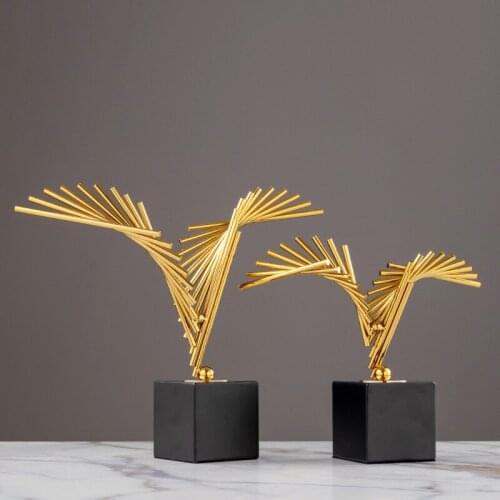 Nordic Abstract Irregular Golden Handicraft Ornaments Electroplating Metal Art Furnishings Gifts Bedroom Living Room Decoration