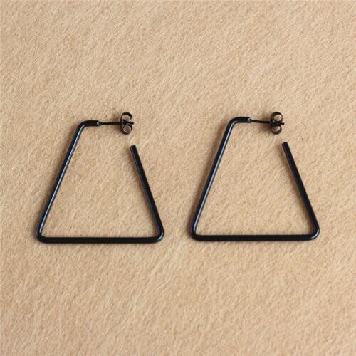 Size 40mm Trapezoid Titanium Stainless Steel Black Vacuum Plating Stud Earrings No Fade Allergy Free