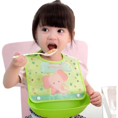 New Baby Bib Adjustable Animal Picture Waterproof Saliva Dripping Bibs Portable Bib Super Soft Large Saliva Pocket