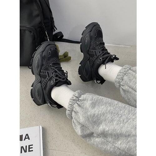 2021 spring and autumn womens new style black retro Korean fashion mesh casual sneakers breathable and comfortable