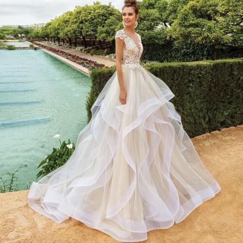 Gorgeous Scoop Cap Sleeves Country Wedding Dress with Ruffles Sweep Train Bridal Gown Robe de Mariage