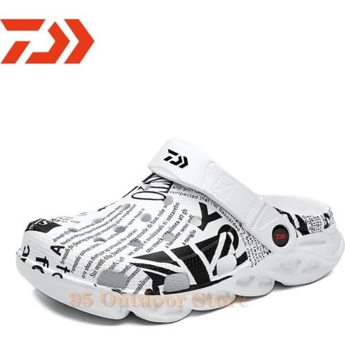 Daiwa 2021 New Unisex Fishing Shoes Summer Sandals Womens Beach Shoes Quick Dry Thick Sole Slipper Clogs Flip Flops for Men