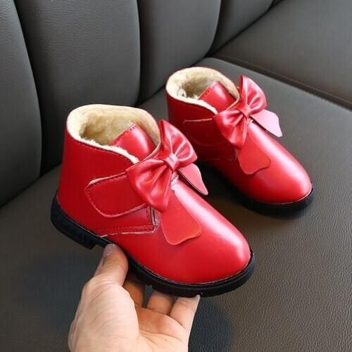 Winter New Girls Boys Martin Boots Fashion Light Kid Boots Plush Warm Cotton Princess Sweet Children Leather Ankle Boots D928
