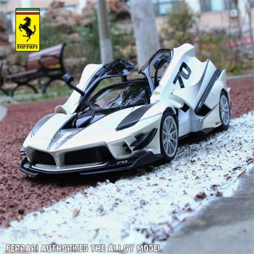 1:32 Ferrari FXX K EVO Alloy Sports Car Model Diecasts Simulation Metal Toy Car Model Sound and Light Collection Childrens Gift
