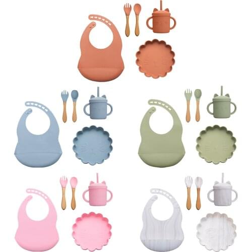 5Pcs/Set Of Cartoon Lion Baby Silicone Spoon Feeding Tableware Set Waterproof Board Food Grade Silicone Tableware Baby Tableware