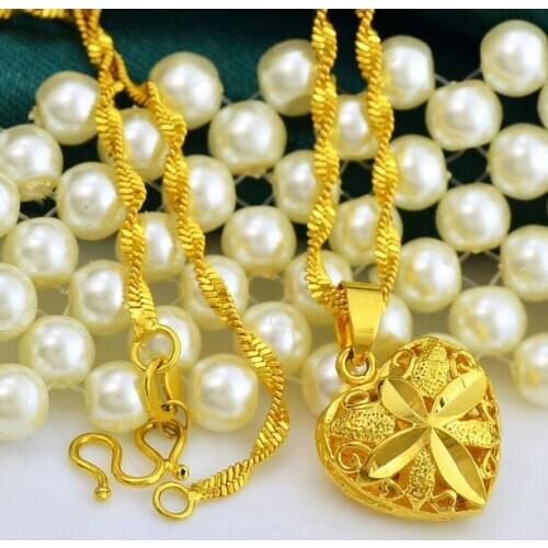 Charming Chicken Heart Lady Necklace Fashion Water Wave Chain