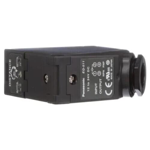 EQ-511 Sensor DC-Voltage 0.1 to 2.5m Range 2 Outputs