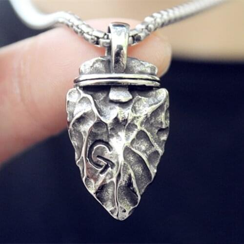 Fine Hand-made Vintage Handsome Stone Arrow Pendant Mens and Womens Jewelry Necklace