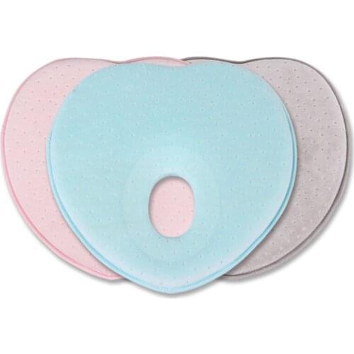 Hot Selling Baby Pillow Velvet Heart Shaped Baby Shaped Pillow Newborn Memory Foam Pillow Babypillow