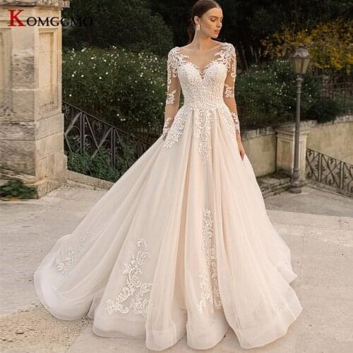 Elegant Sweetheart Neck Embroidery Appliques Tulle Wedding Dress 2021 Hot Sale Full Sleeve Chapel Train Lace Bridal Ball Gown