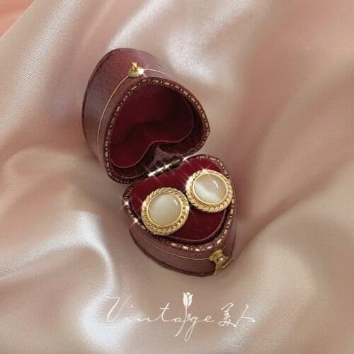 925 Silver Needle Retro Court Elegant Compact Simple Soft Opal White Gold Wedding Ear Stud Earrings Jewelry for Women Gift