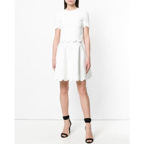 Top Quality White Short Sleeve Top Skirts Two Pieces Sets Jacquard Bandage Womens Sets Party Clothing