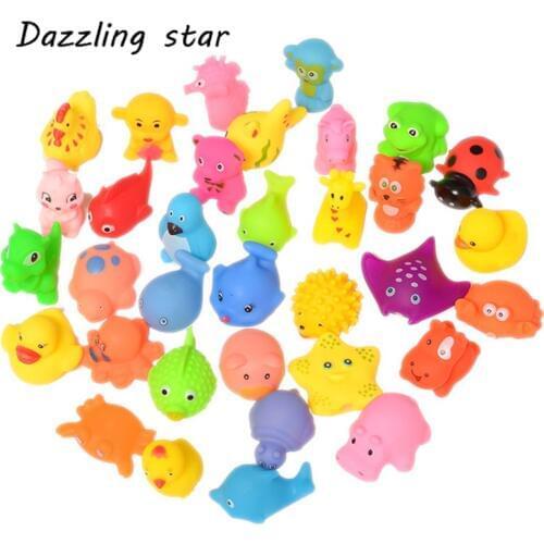 10pcs/Set Baby Bath Toy Yellow Rubber Duck Lovely Mixed Animal Kids Bathroom Water Play Toy Squeeze Float Sounding Dabbling Toy