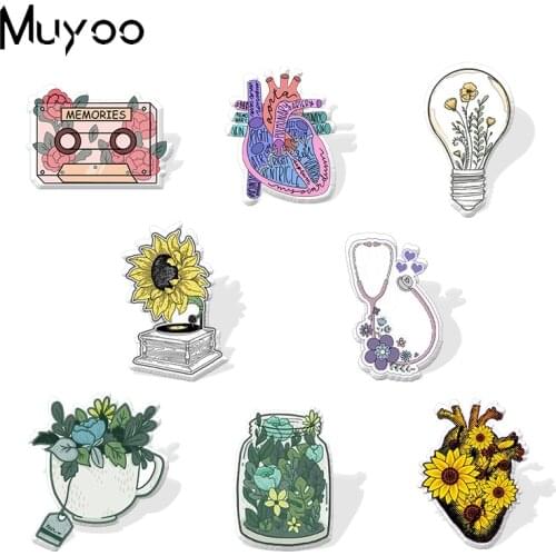 2021 New Arrival Cool Graffiti Things Heart Organ Sunflower Lung Gramophone Patterns Epoxy Acrylic Lapel Pin