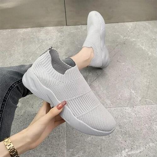 Shoes Women Zapatos 2021 Breathable Mesh Sports Shoes Women Platform Sneakers Socks Light Women Casual Flats Zapatillas Mujer