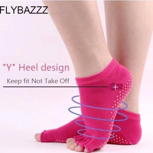 Women Breathe Yoga Socks Half Toe Non Slip Ladies Massage Sport Pilates Dance Socks 5 finger Cotton Warm Exercise Running Hose