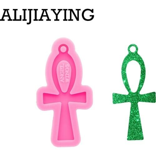 DY0334 Super Glossy Cross Keychain Silicone Mold Not sticky Epoxy Craft Molds DIY for Resin Crafting Mould