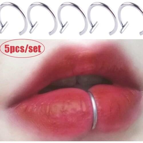 5Pcs Lip Nose Rings Neutral Punk Ear Nose Clips Fake Diaphragm with Perforated Lip Hoop Clip Body Piercing jewelry Steel Ring