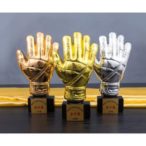 FOOTBALL GOLDEN GLOVES TROPHY CREATIVE TROPHY ELECTROPLATE GOALKEEPER MEDAL RESIN CRAFTS SPORTS AWARD PRESENTATION ARTICLES