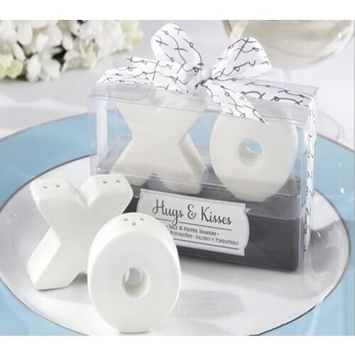 50set x XO Seasoning pot New Wedding Favor wedding gift XO salt and pepper pot Romantic gift ideas hug and kiss XO cruet
