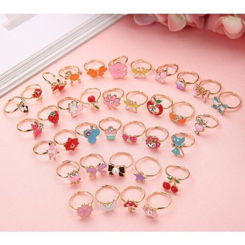 New 1pc Fancy Adjustable Cartoon Rings Favors Kids Girls Action Figures Toy